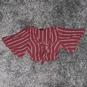 American eagle burgundy red stripped Flowy front tie crop top